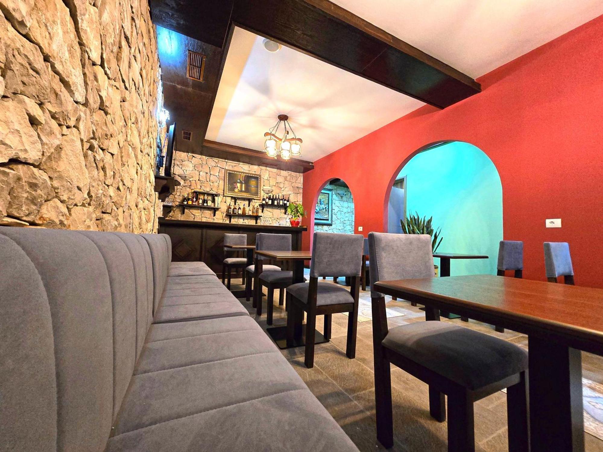 Krujë Pamja E Qyteteve酒店 外观 照片
